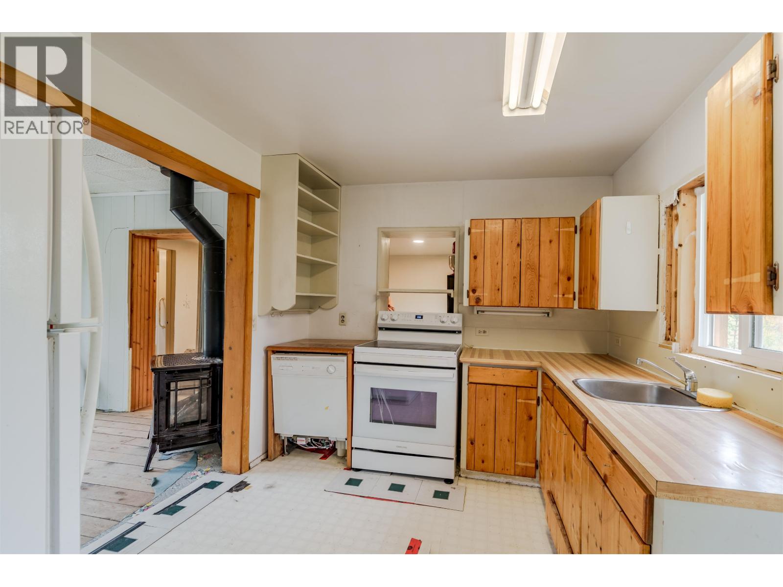 1740 POPLAR ROAD - 8