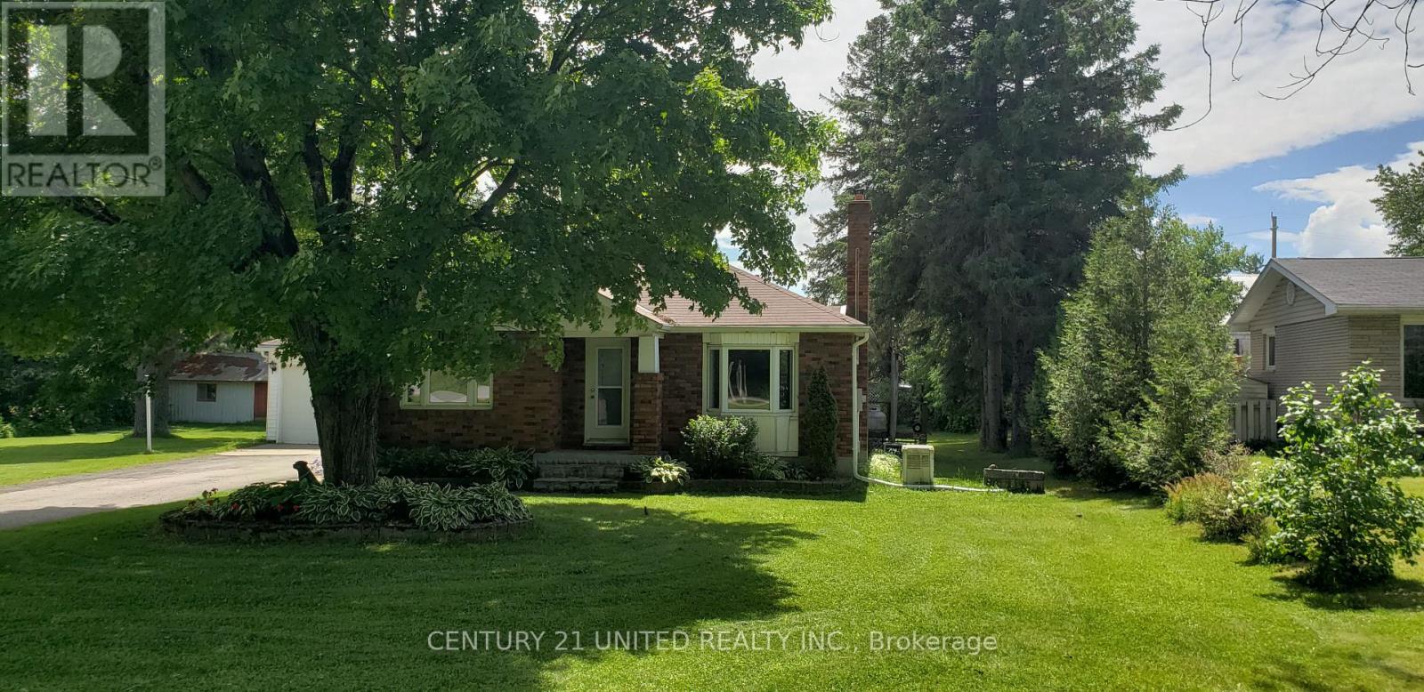 175 COUNTY RD 504 - 1
