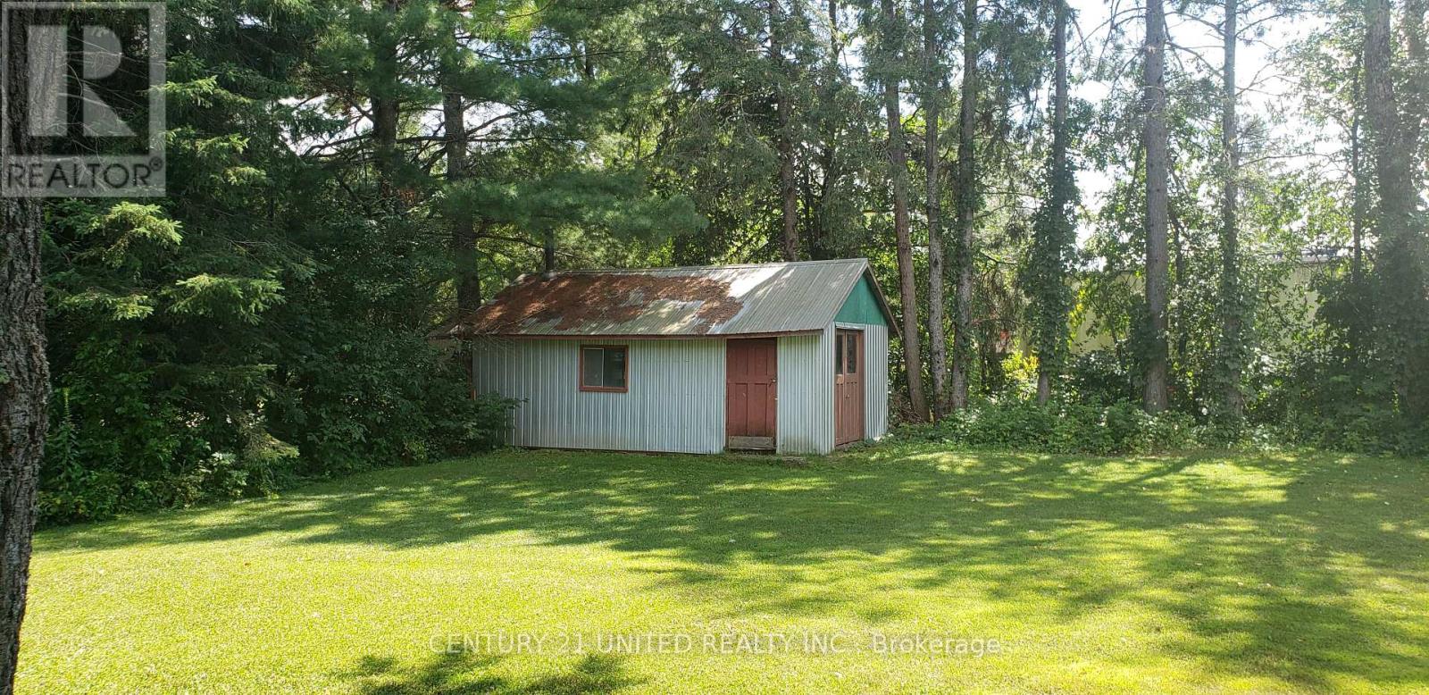 175 COUNTY RD 504 - 27