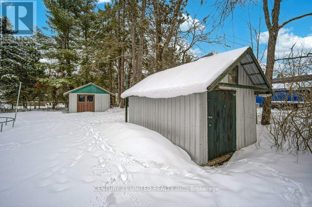175 COUNTY RD 504 - 31