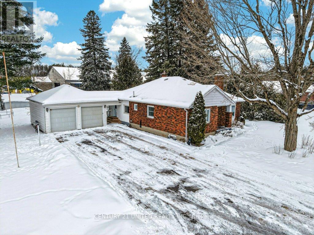 175 COUNTY RD 504 - 5