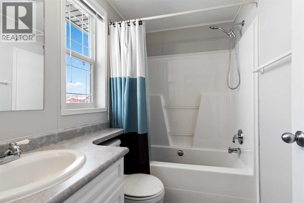 548 Mckinlay Crescent, Fort McMurray