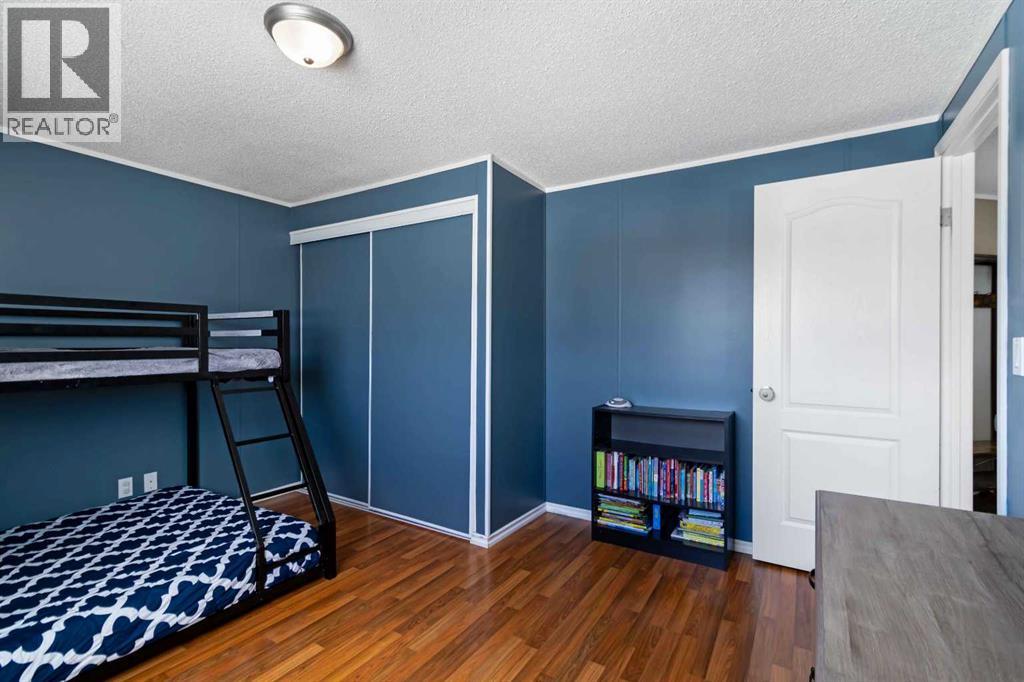 548 Mckinlay Crescent, Fort McMurray