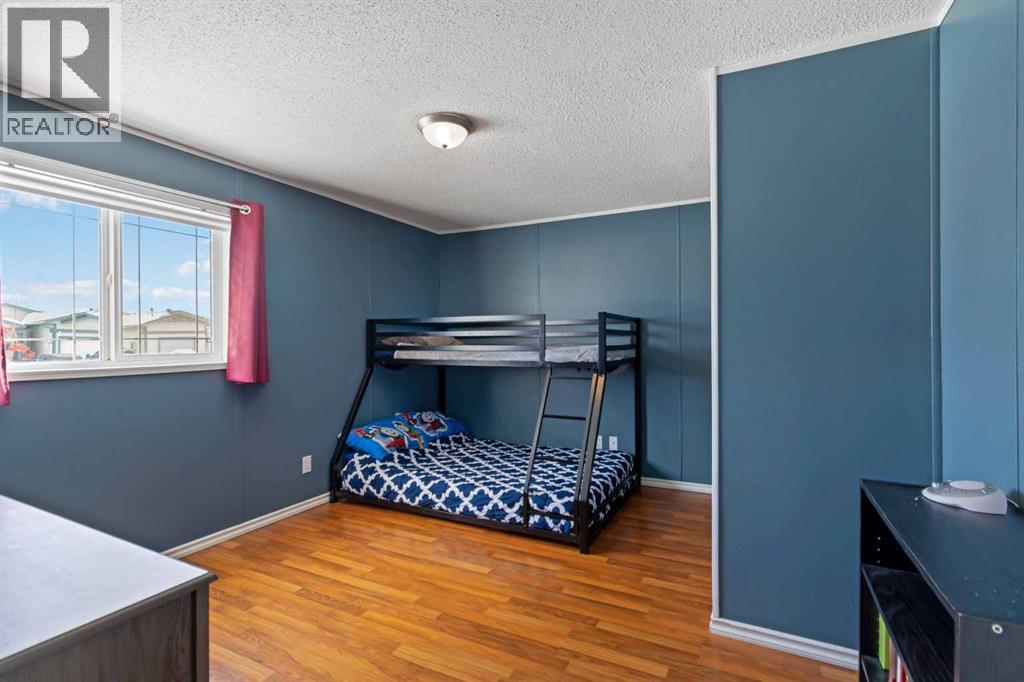 548 Mckinlay Crescent, Fort McMurray