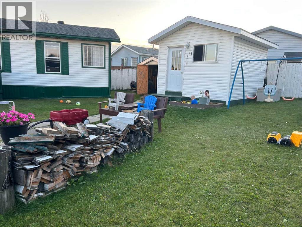 548 Mckinlay Crescent, Fort McMurray