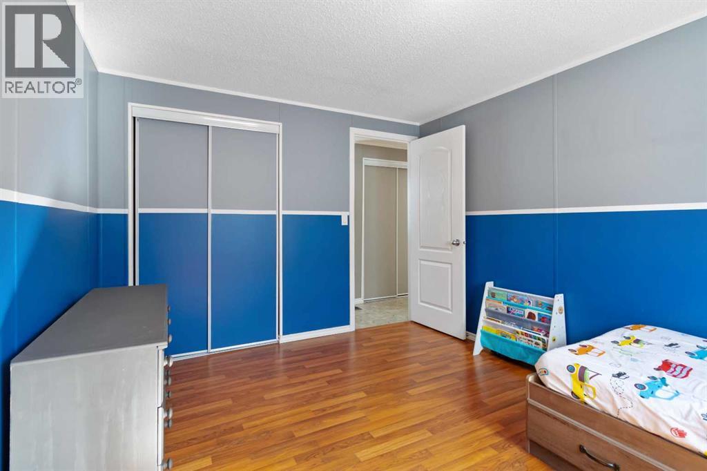 548 Mckinlay Crescent, Fort McMurray