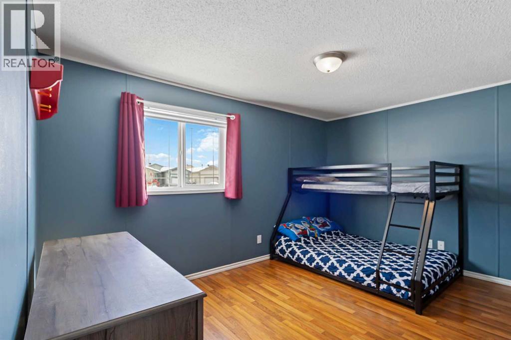 548 Mckinlay Crescent, Fort McMurray