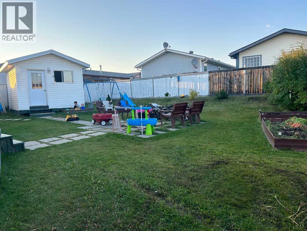 548 Mckinlay Crescent, Fort McMurray