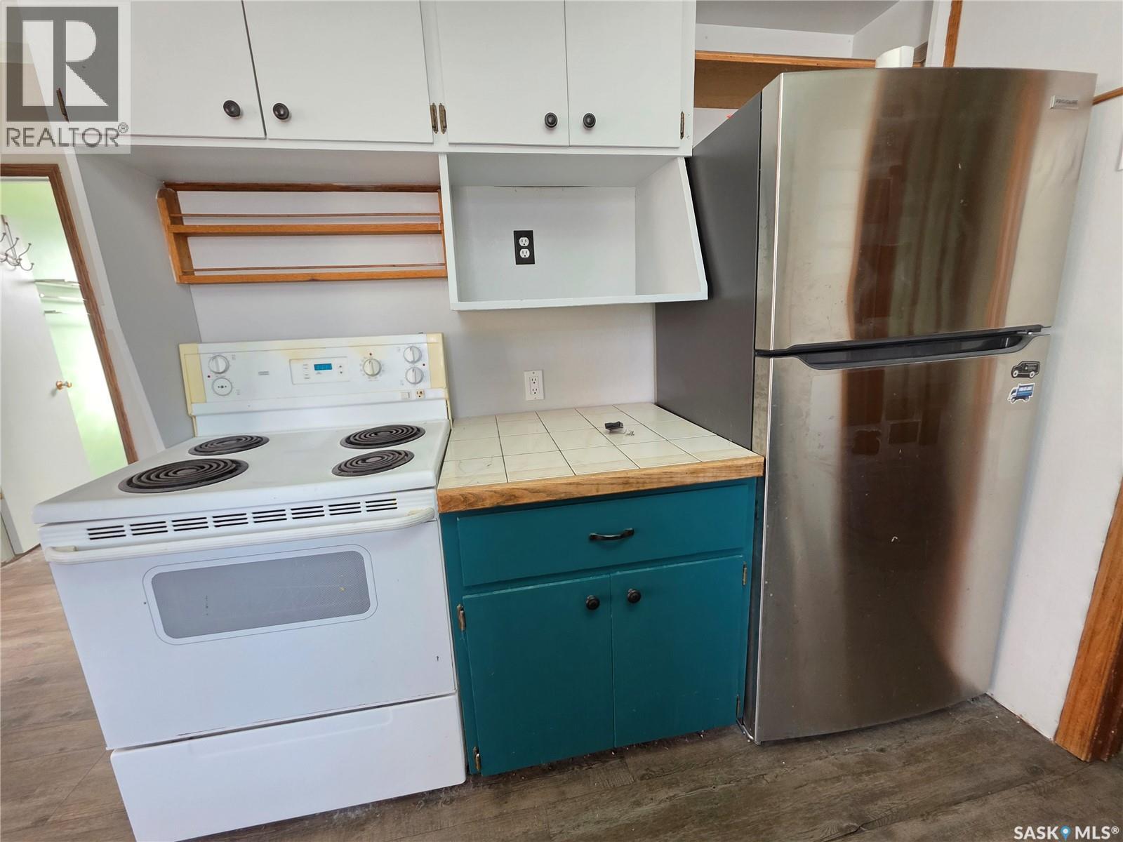 Single Family House Bungalow for Sale in  Winnie STREET Swift Current 