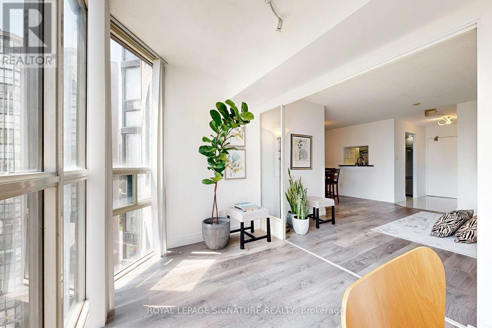 #1501 265 ENFIELD PLACE - 9