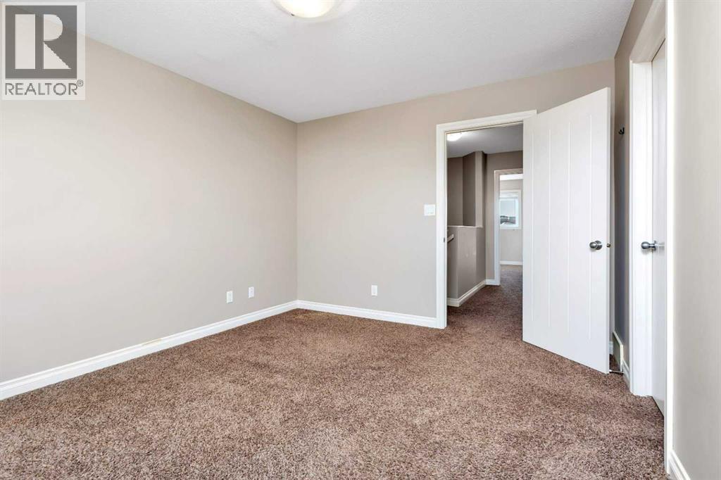 8 Ross Close, Sylvan Lake