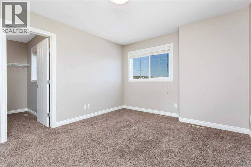 8 Ross Close, Sylvan Lake