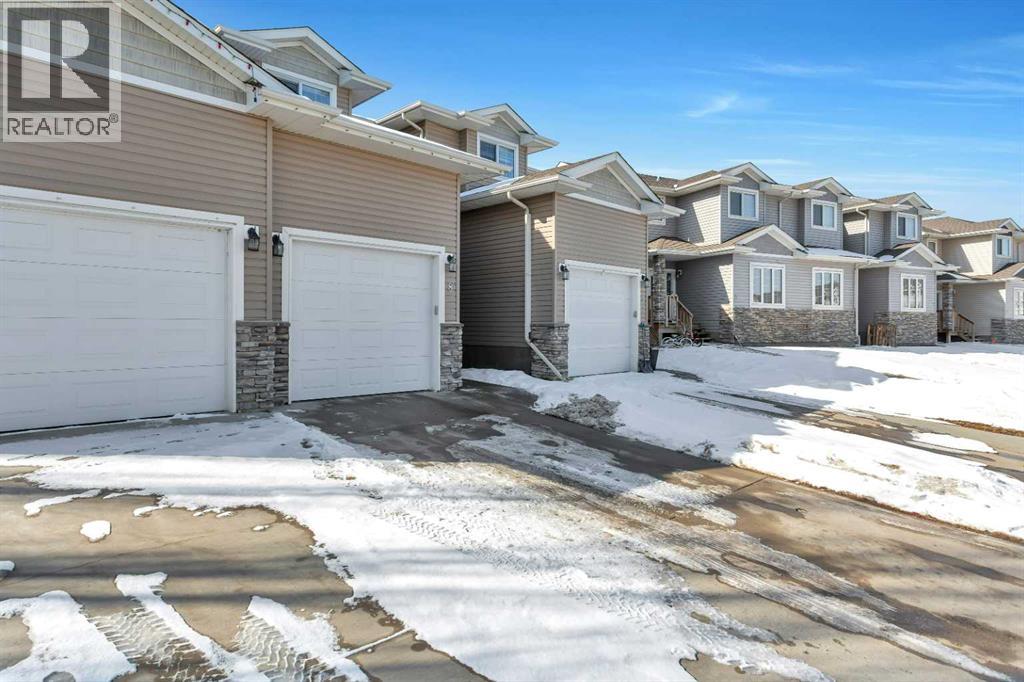 8 Ross Close, Sylvan Lake