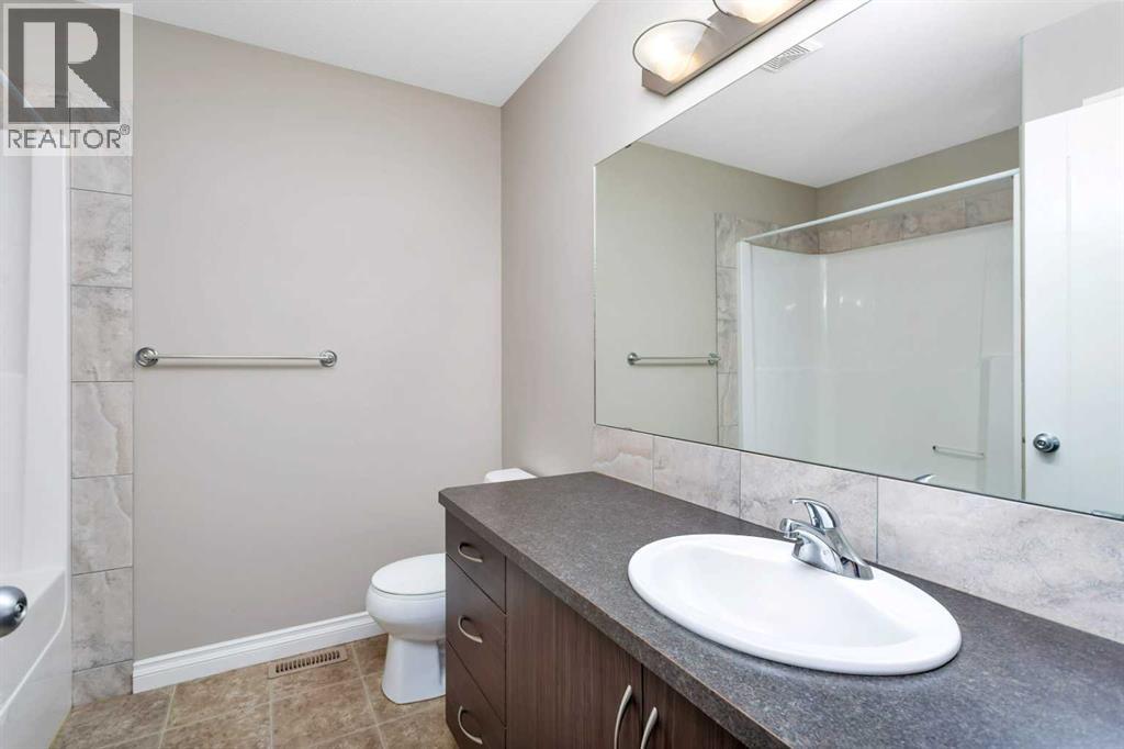 8 Ross Close, Sylvan Lake