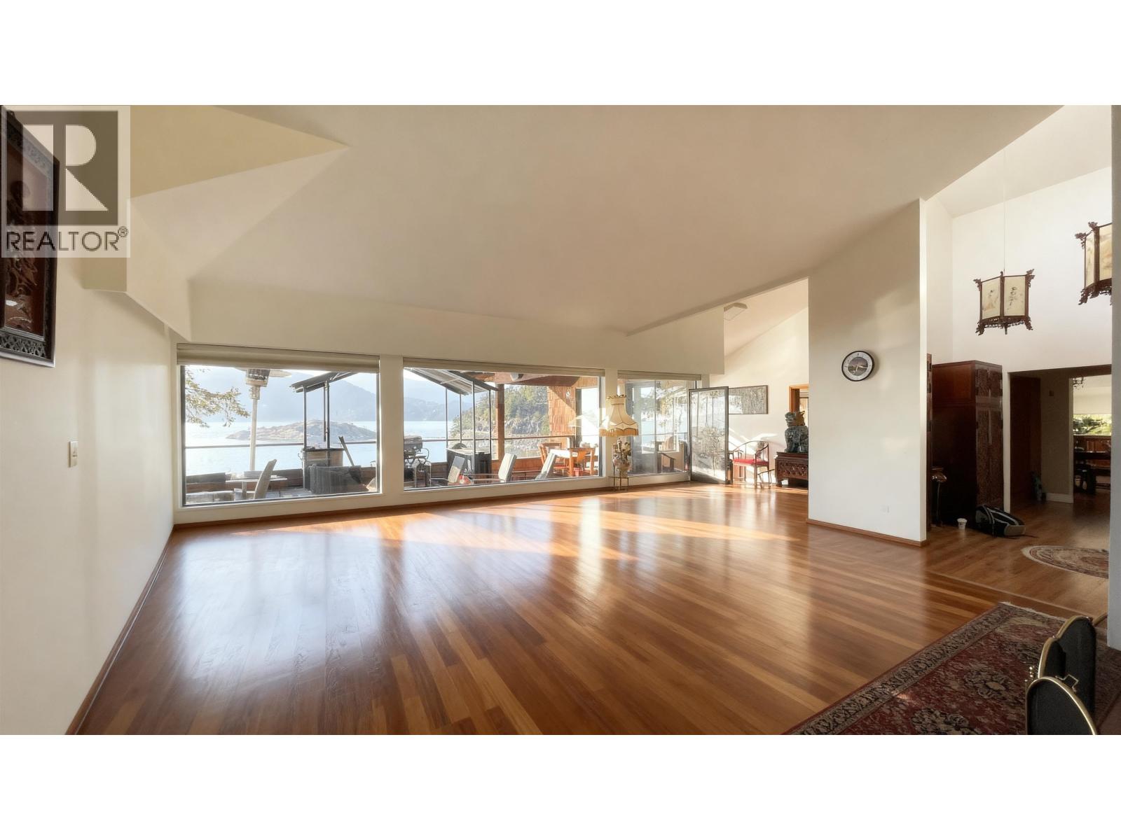 6648 MARINE DRIVE, West Vancouver