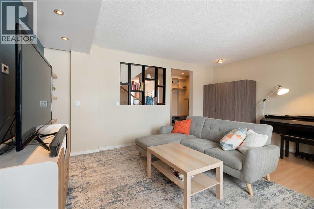 Single Family House for Sale in  Oakfield Drive SW Cedarbrae Calgary 