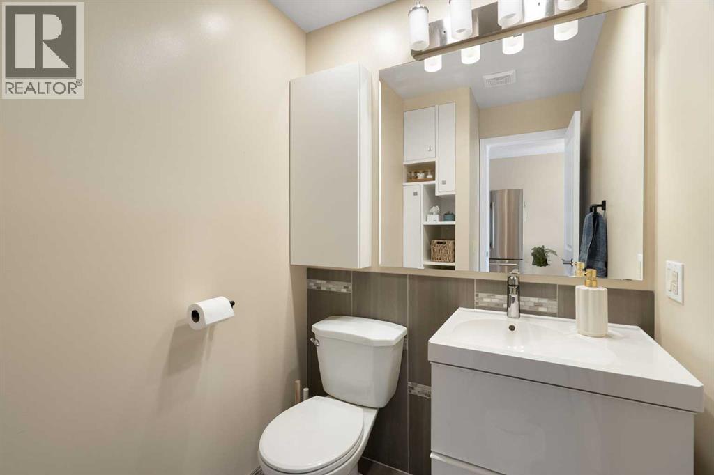 Single Family House for Sale in  Oakfield Drive SW Cedarbrae Calgary 