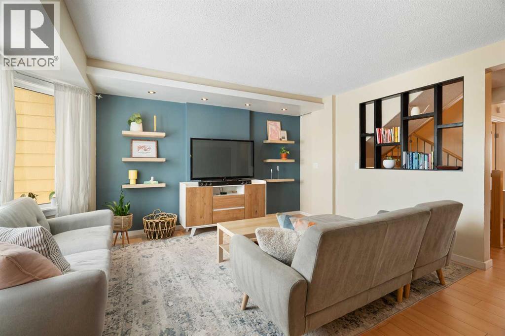 Single Family House for Sale in  Oakfield Drive SW Cedarbrae Calgary 