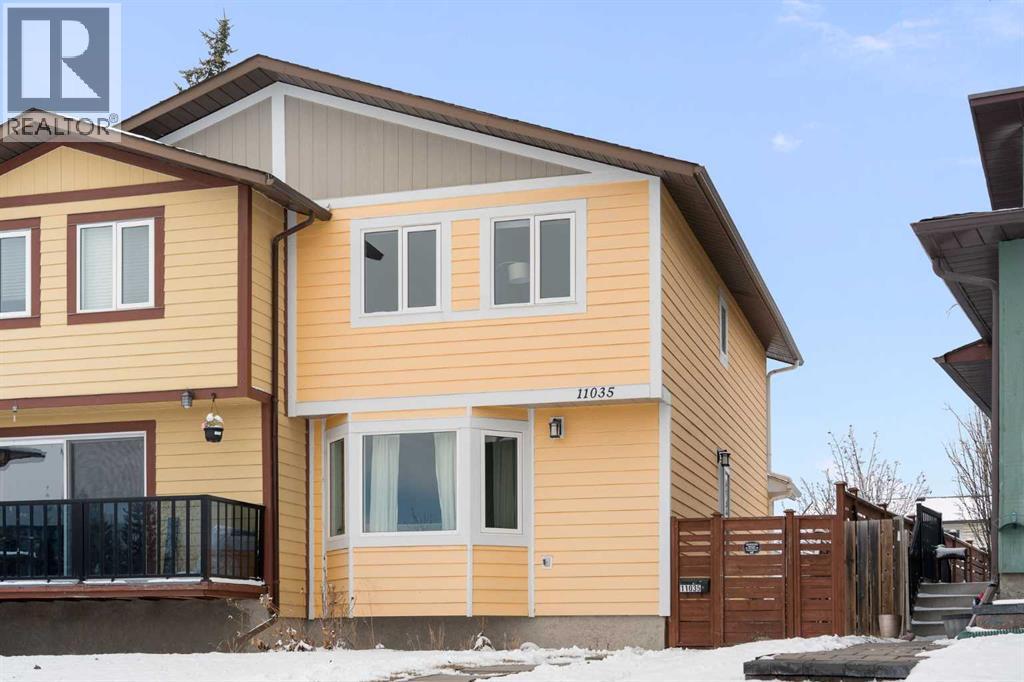 Single Family House for Sale in  Oakfield Drive SW Cedarbrae Calgary 