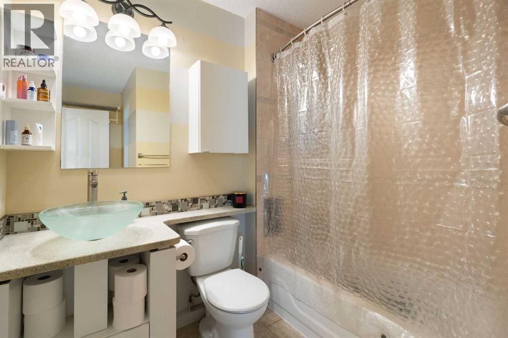 Single Family House for Sale in  Oakfield Drive SW Cedarbrae Calgary 