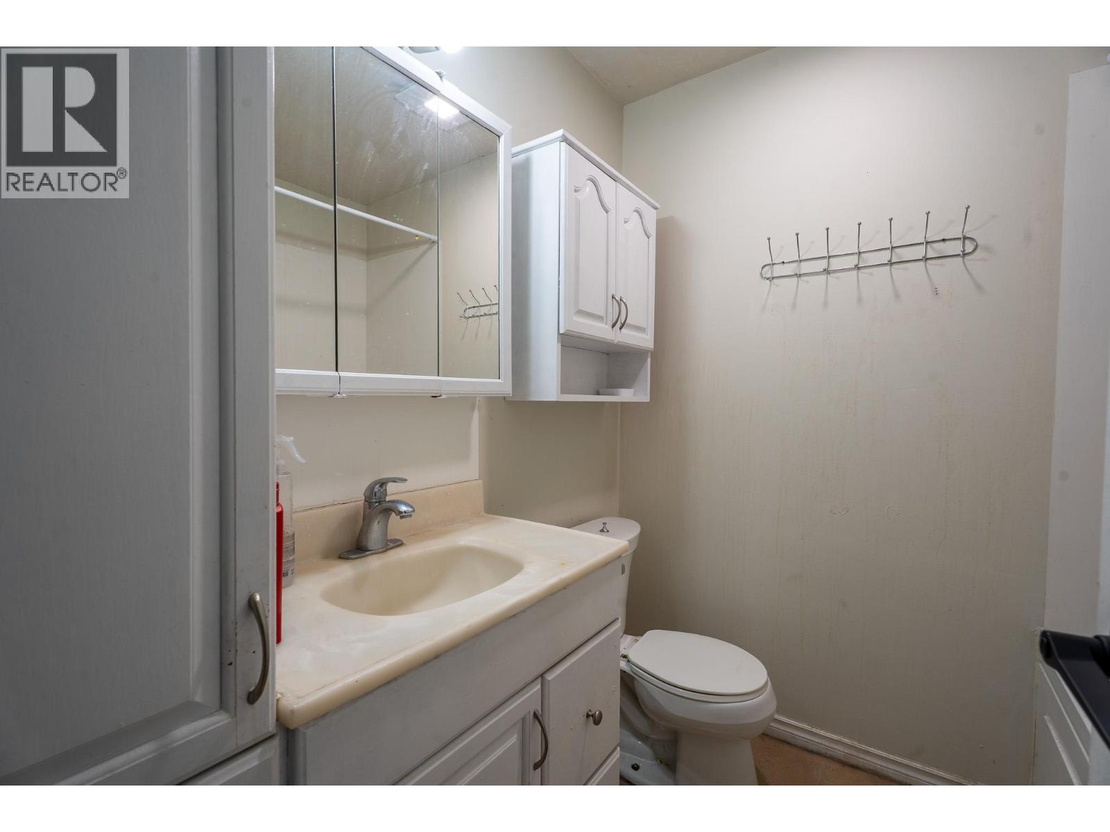 602 & 604 Brentwood Avenue - 10