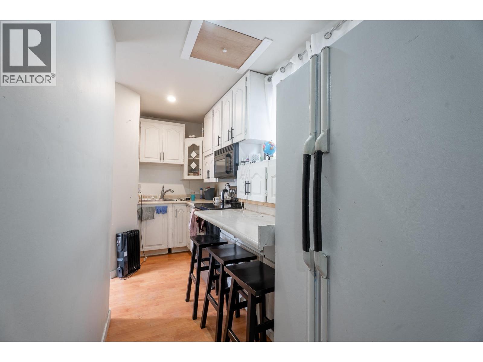 602 & 604 Brentwood Avenue - 21