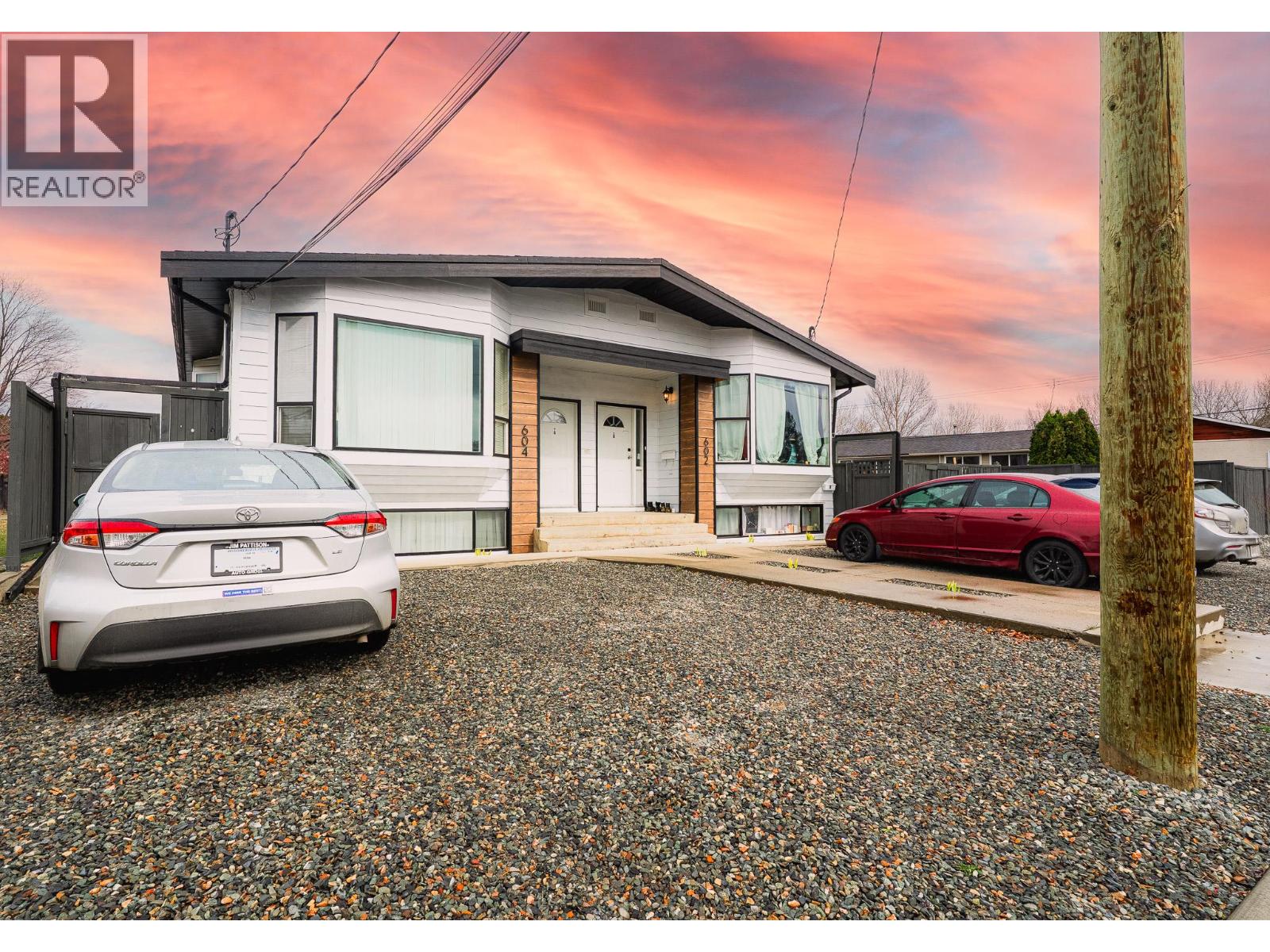 602 & 604 BRENTWOOD AVENUE - 38