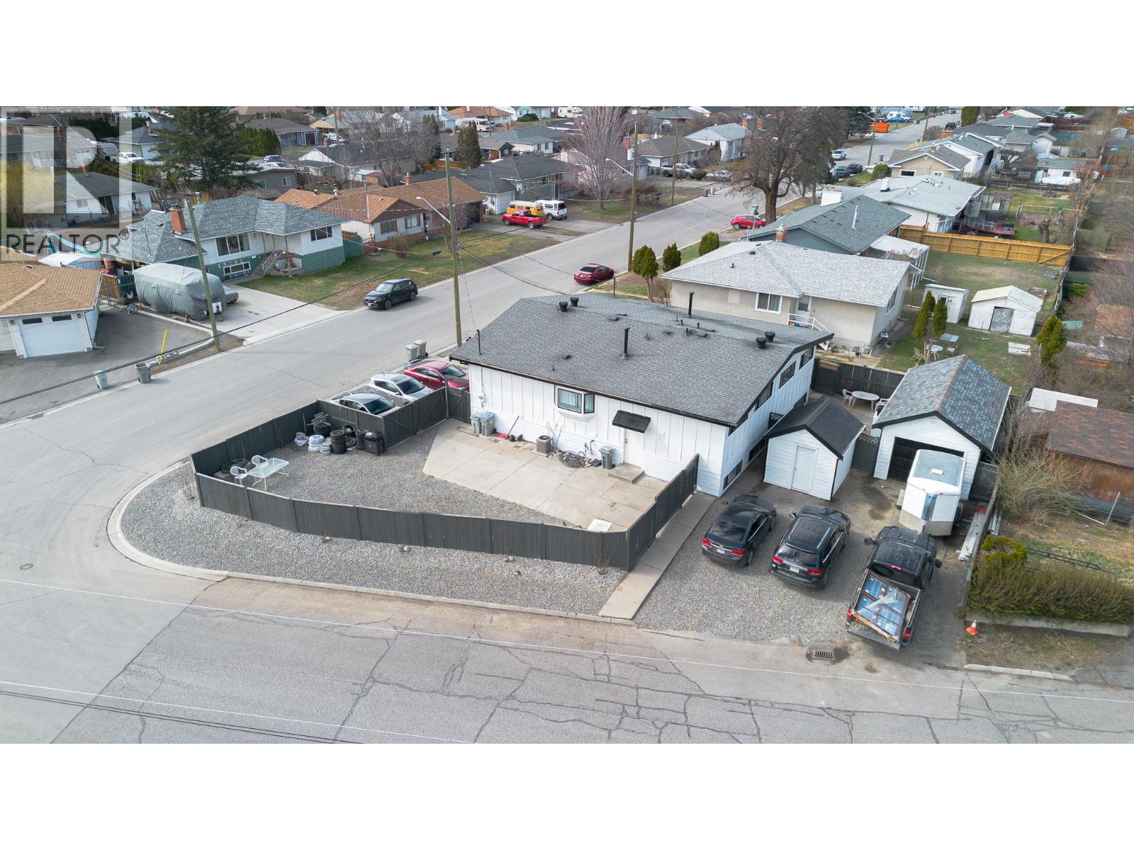 602 & 604 Brentwood Avenue - 3