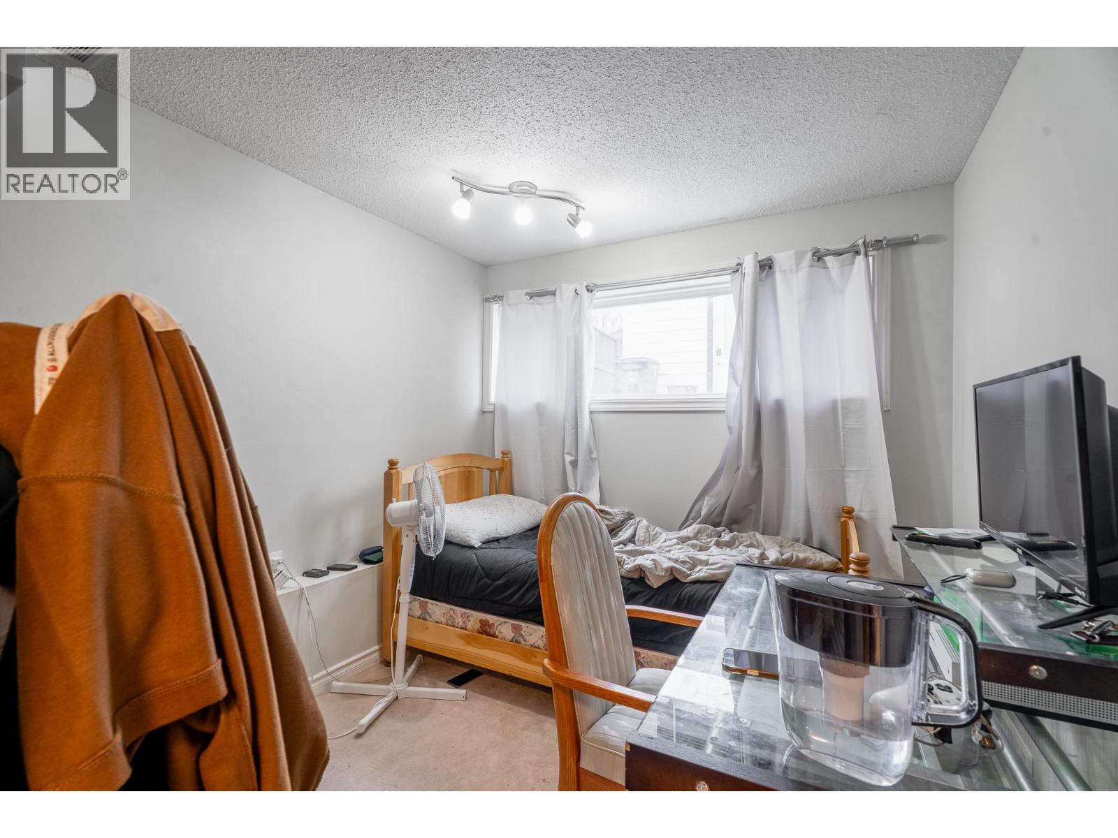 602 & 604 BRENTWOOD AVENUE - 18