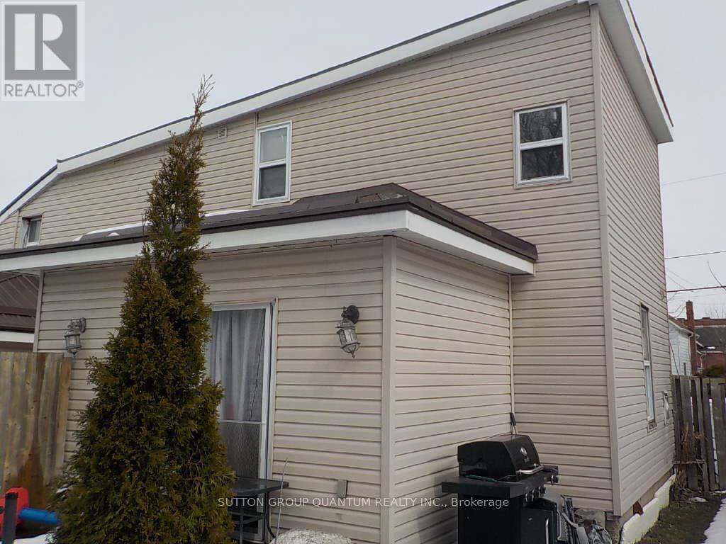 60 & 62 EVERETT STREET - 3