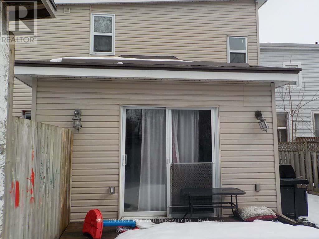 60 & 62 EVERETT STREET - 4