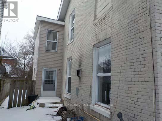 60 & 62 EVERETT STREET - 6
