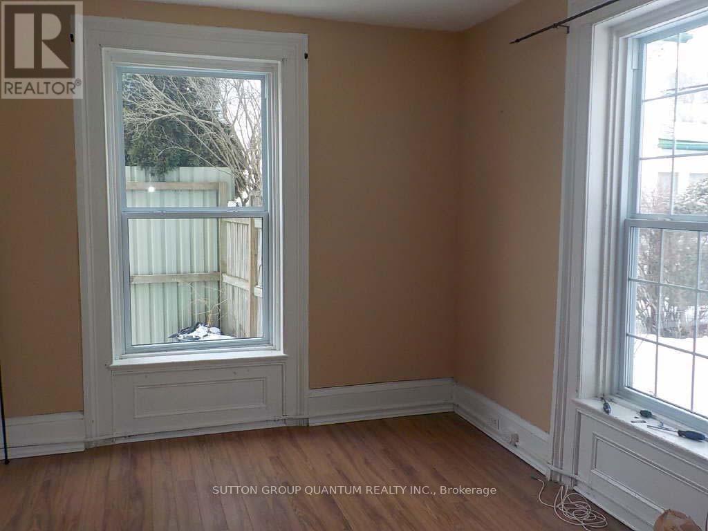 60 & 62 EVERETT STREET - 8