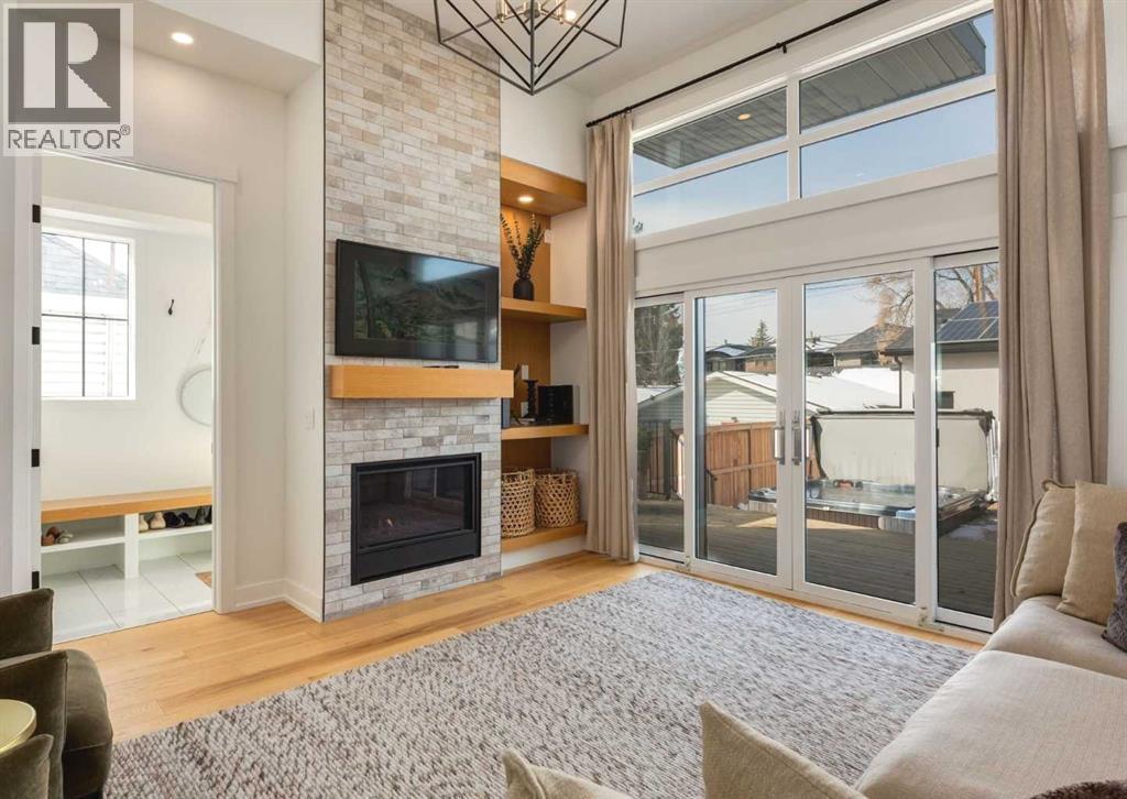 Single Family House for Sale in   Street NW Hillhurst Calgary 