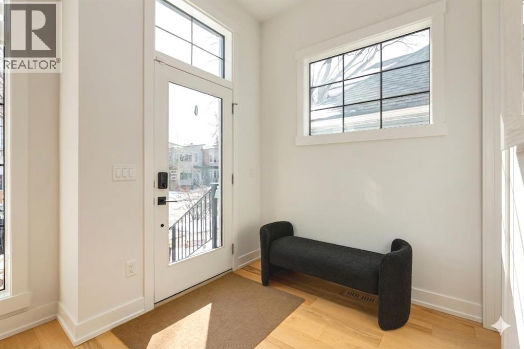 Single Family House for Sale in   Street NW Hillhurst Calgary 