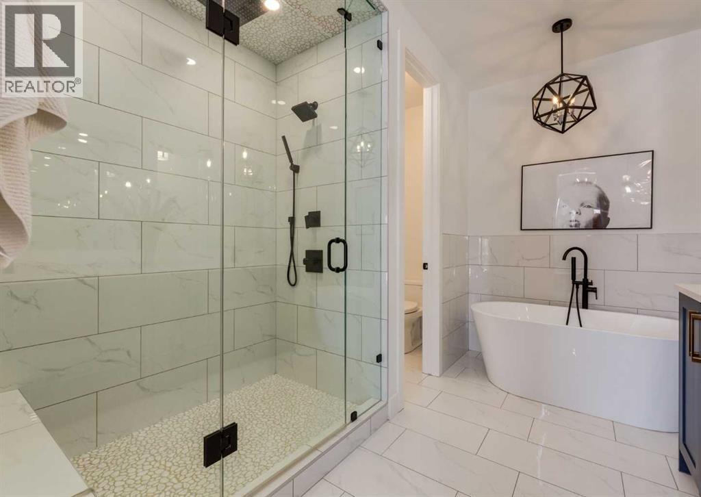 Single Family House for Sale in   Street NW Hillhurst Calgary 