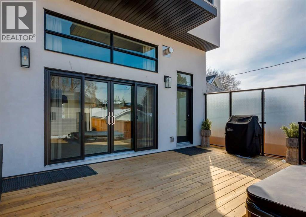 Single Family House for Sale in   Street NW Hillhurst Calgary 