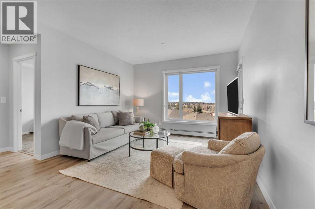 Single Family House for Sale in   Shawnee Common SW Shawnee Slopes Calgary 