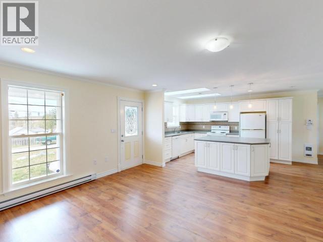 5640 GAUDET AVE - Image 3