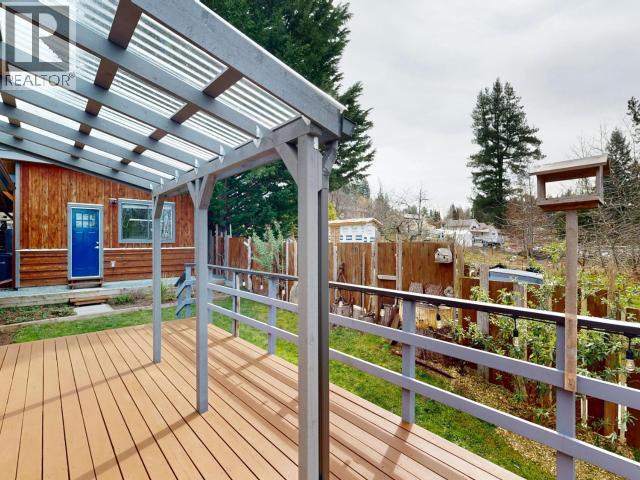 6152 LOIS STREET - 23