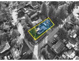 11111 Caledonia Drive, Surrey, BC V3R3N4 Photo 9