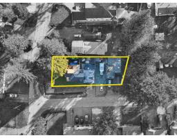 11111 Caledonia Drive, Surrey, BC V3R3N4 Photo 8