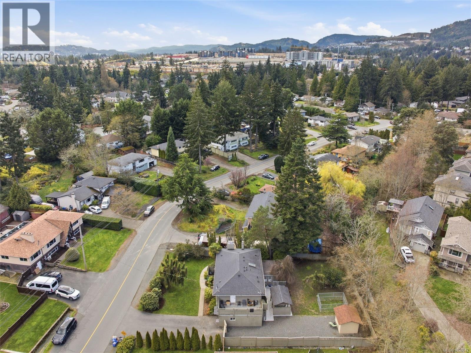 550 PHELPS AVE - Image 3