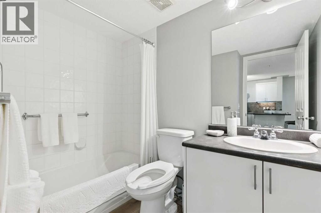 Single Family House for Sale in   Rocky Vista Park NW Rocky Ridge Calgary 