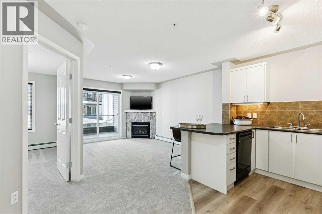 Single Family House for Sale in   Rocky Vista Park NW Rocky Ridge Calgary 