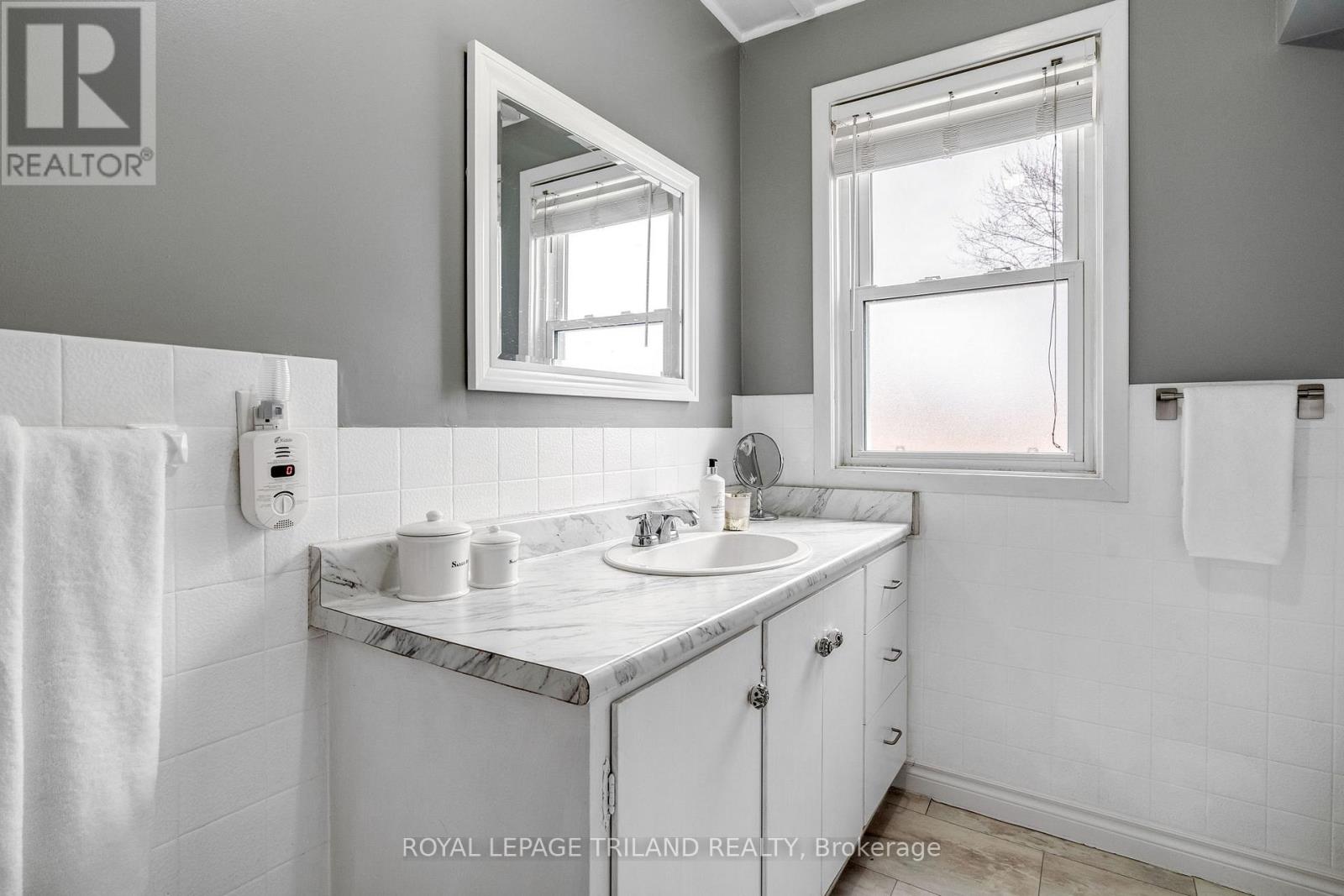 75 CHESTER STREET Property Photo