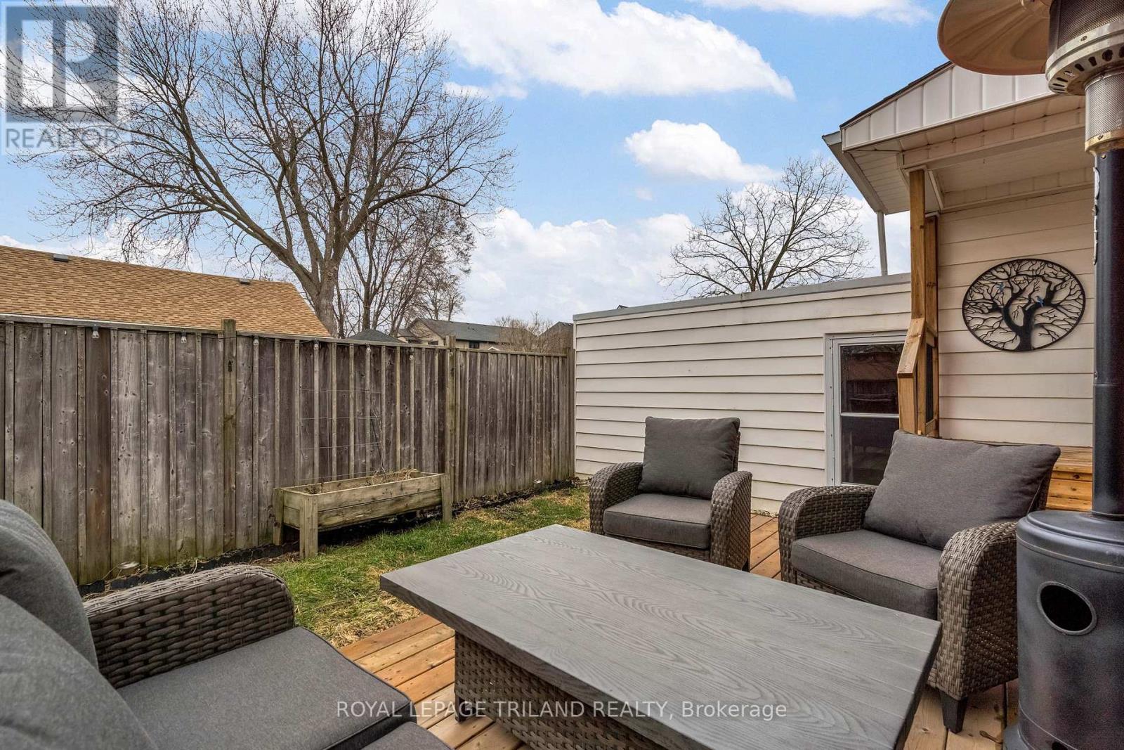 75 CHESTER STREET Property Photo