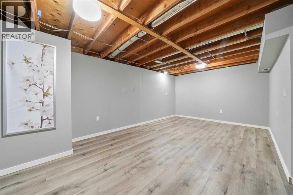 Single Family House for Sale in    Avenue SE Acadia Calgary 