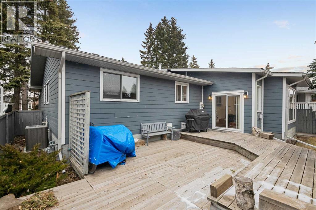 Single Family House Bungalow for Sale in  Brenner Crescent NW Brentwood Calgary 