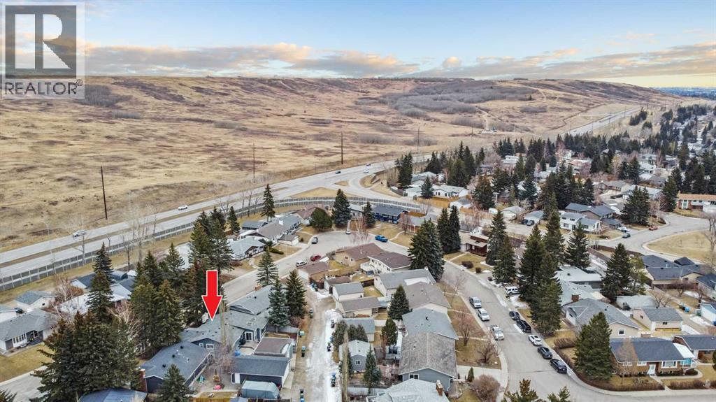 Single Family House Bungalow for Sale in  Brenner Crescent NW Brentwood Calgary 